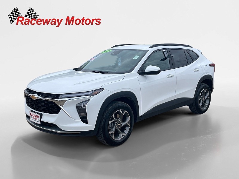 2025 Chevrolet Trax LT's photo