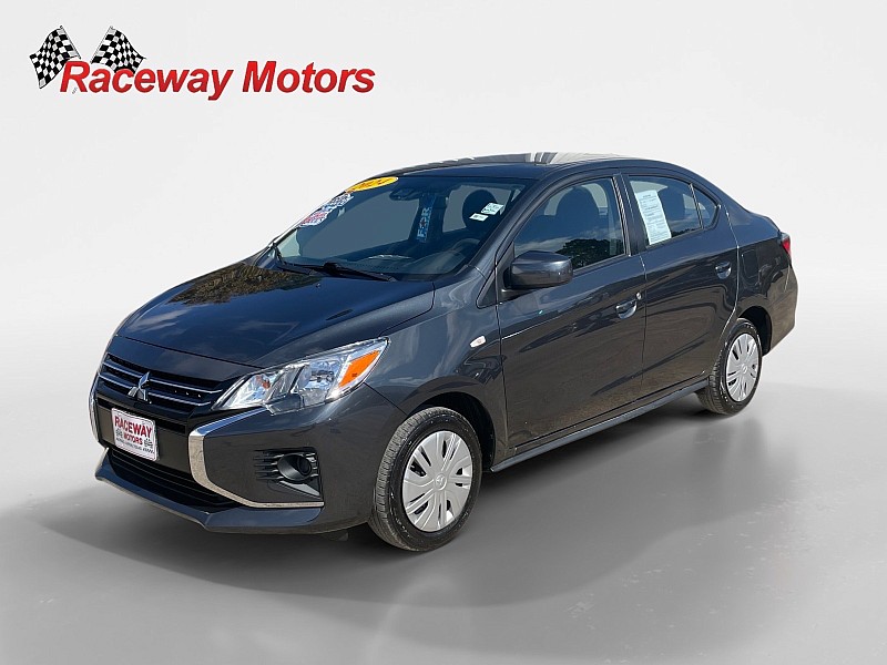 2024 Mitsubishi Mirage G4 ES's photo