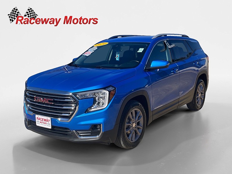 2024 GMC Terrain SLT's photo