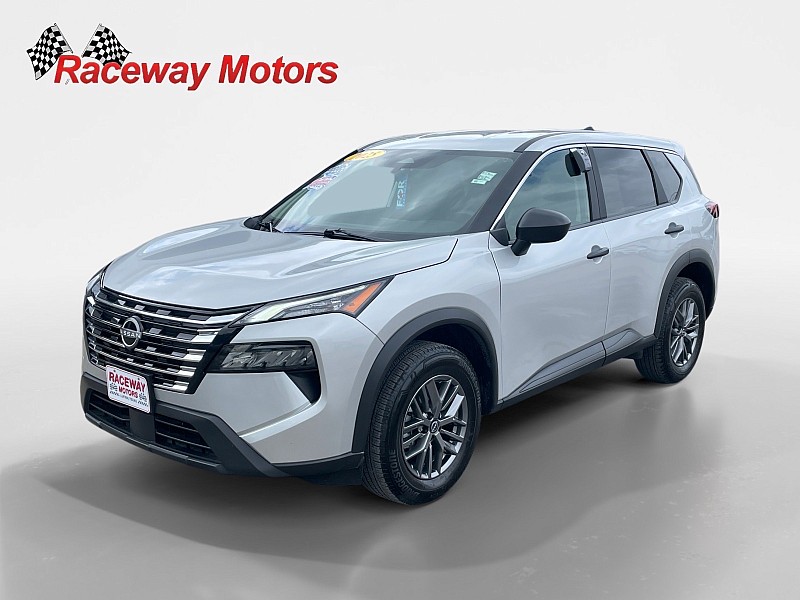 2025 Nissan Rogue S FWD's photo