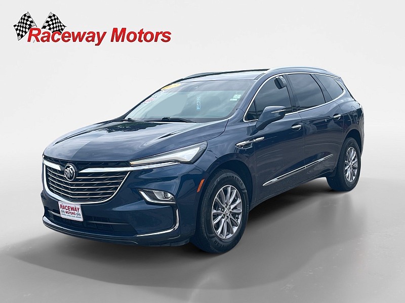 2023 Buick Enclave Essence's photo